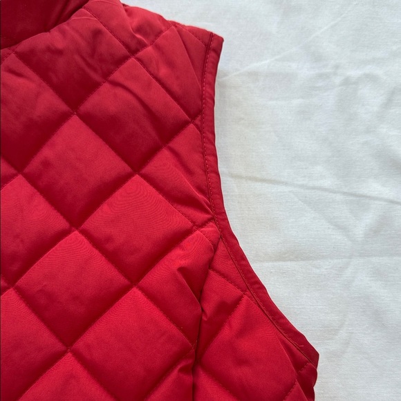 St. John's Bay Red Quilted Vest with Gold Zipper - Picture 3 of 4